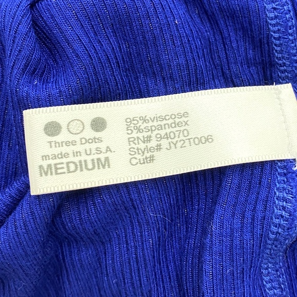 Women's Turtleneck Size: Medium - Picture 5 of 7